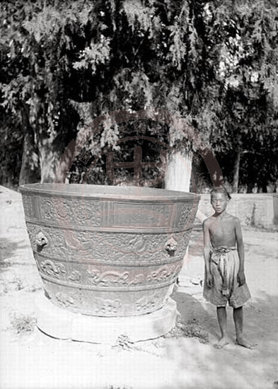 1907年6月17日-25日，泰安府，岱庙.