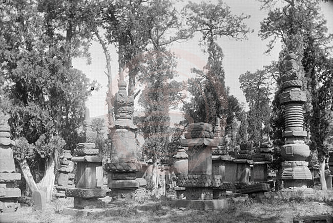 1907年6月16日-17日，灵岩寺