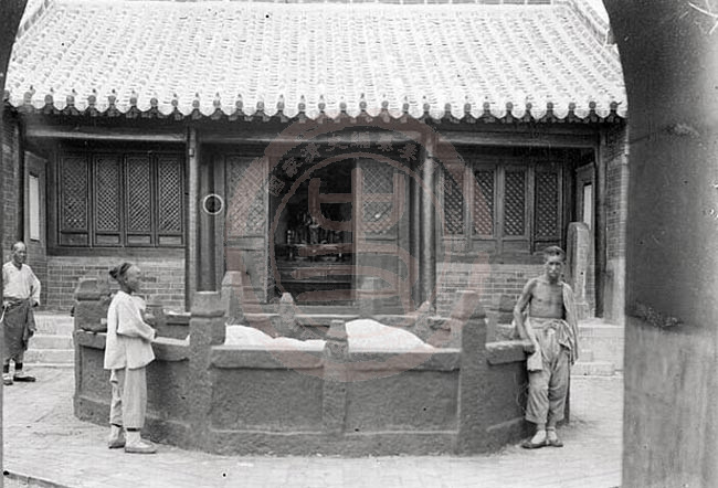 1907年6月20日-21日，泰山，玉皇庙