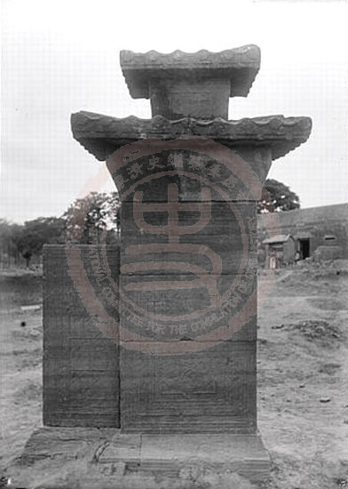 1907年7月5日，嘉祥县，武梁祠