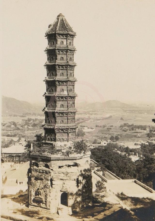 香山古塔1906年